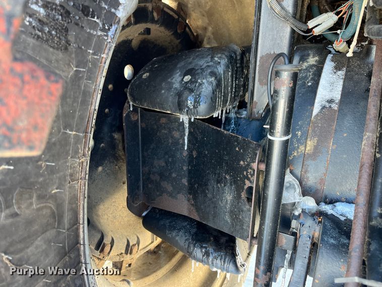 image for item MW9524 1997 Case IH 8920  MFWD tractor