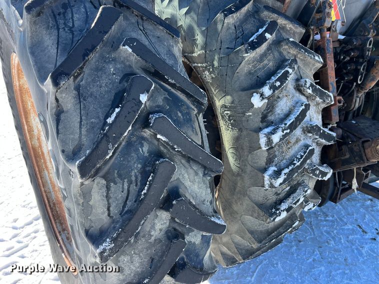 image for item MW9524 1997 Case IH 8920  MFWD tractor