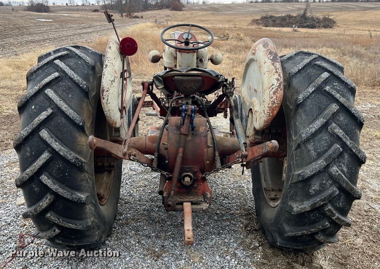 image for item MW9536 Ford 801 Powermaster  tractor