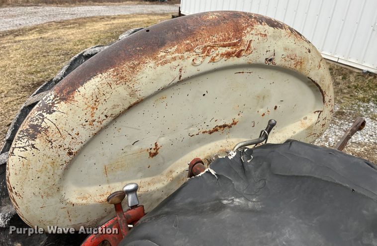 image for item MW9536 Ford 801 Powermaster  tractor