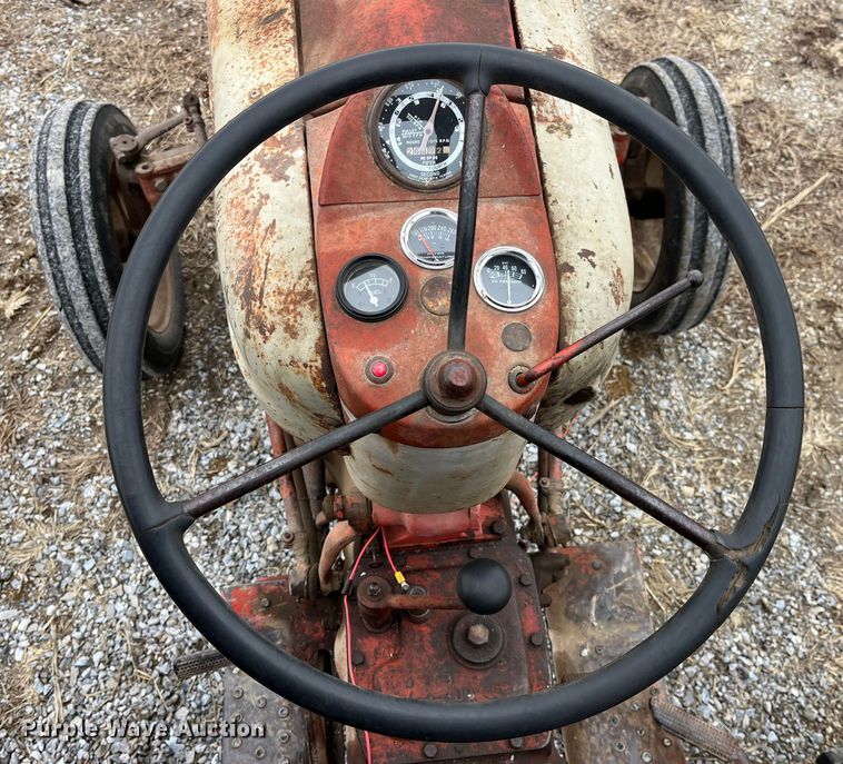 image for item MW9536 Ford 801 Powermaster  tractor