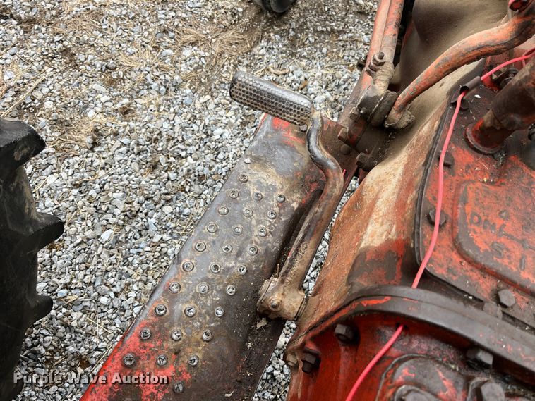 image for item MW9536 Ford 801 Powermaster  tractor