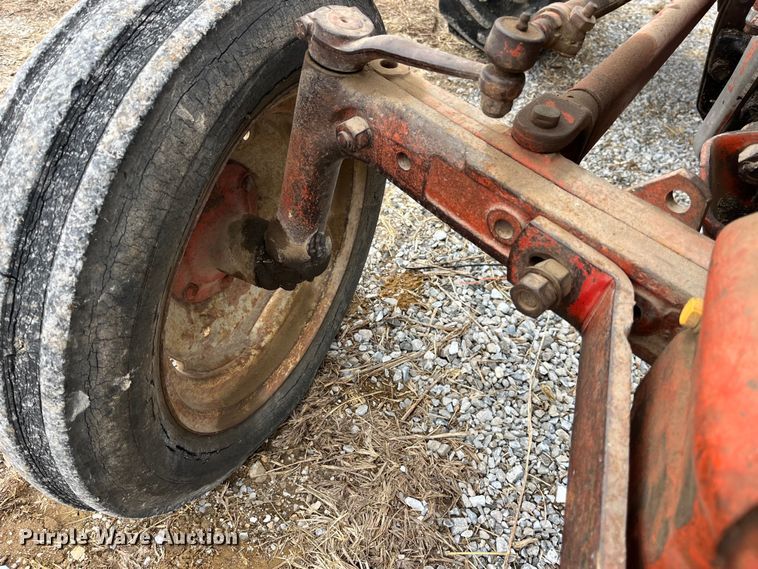 image for item MW9536 Ford 801 Powermaster  tractor