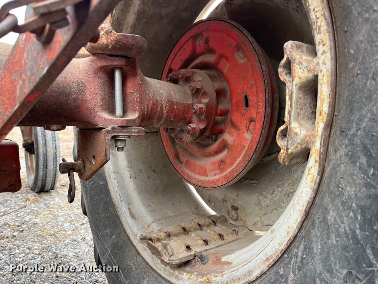 image for item MW9536 Ford 801 Powermaster  tractor