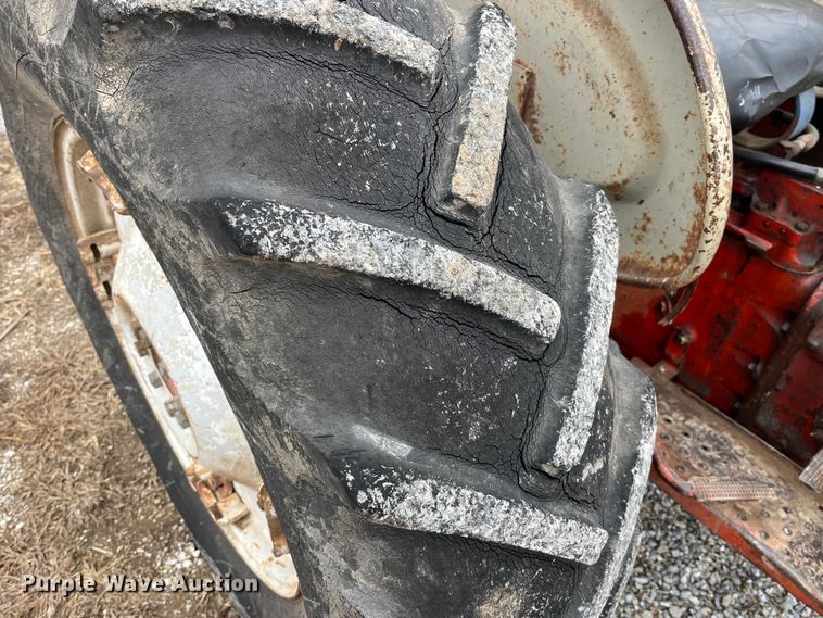 image for item MW9536 Ford 801 Powermaster  tractor