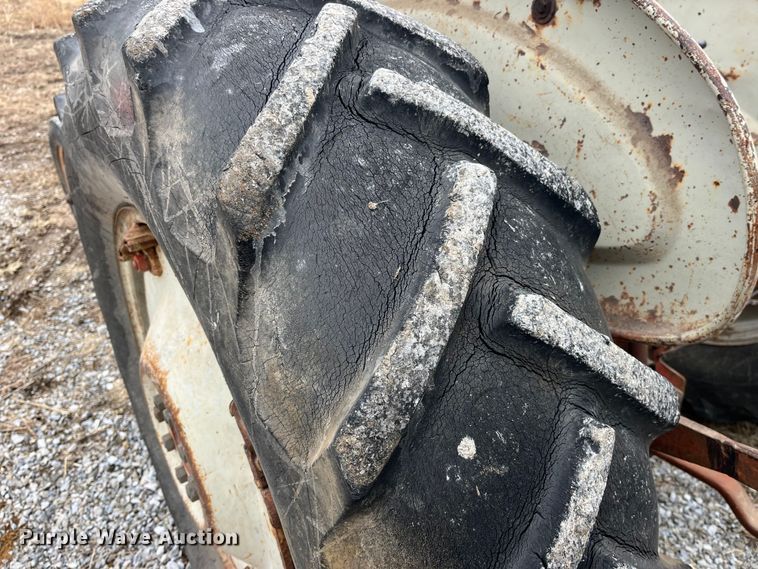 image for item MW9536 Ford 801 Powermaster  tractor