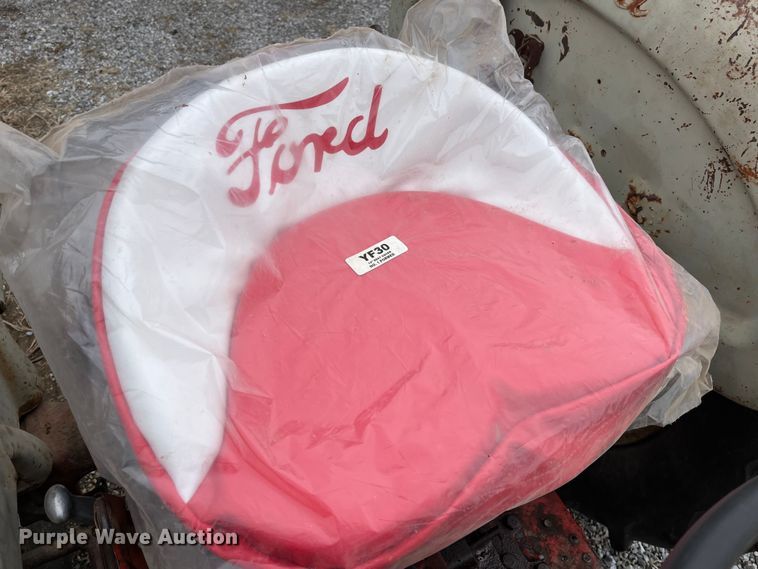 image for item MW9536 Ford 801 Powermaster  tractor