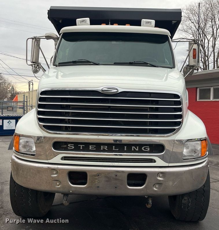 image for item DG5430 2007 Sterling L9500  dump truck