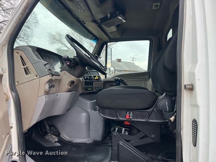 image for item DG5430 2007 Sterling L9500  dump truck