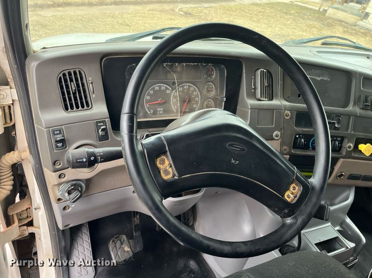 image for item DG5430 2007 Sterling L9500  dump truck