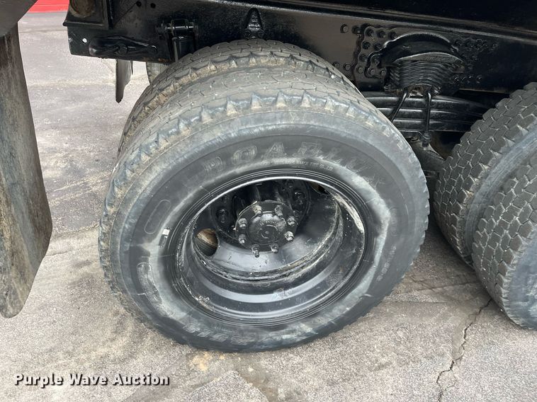 image for item DG5430 2007 Sterling L9500  dump truck