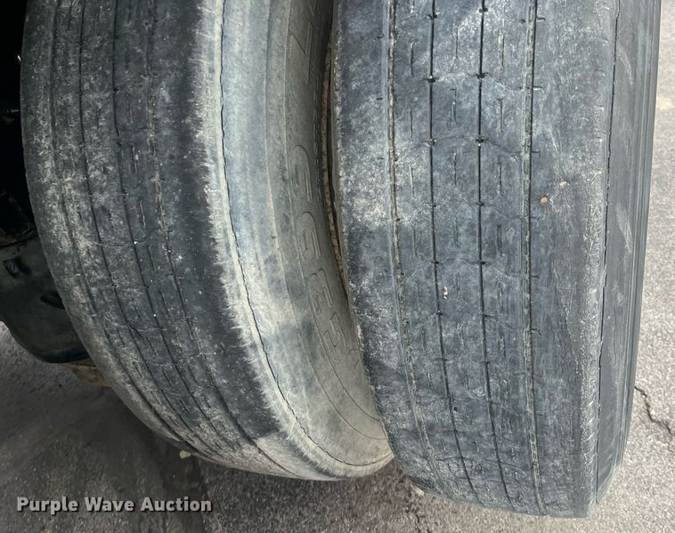 image for item DG5430 2007 Sterling L9500  dump truck