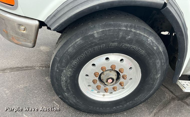 image for item DG5430 2007 Sterling L9500  dump truck