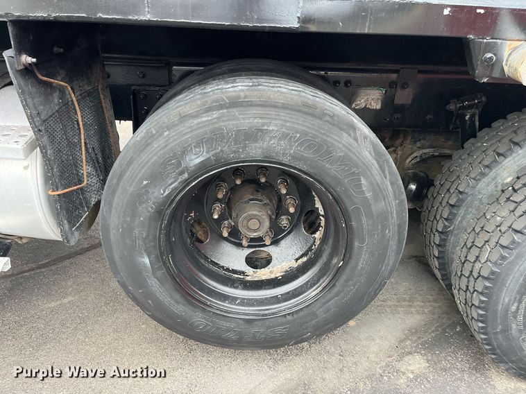 image for item DG5430 2007 Sterling L9500  dump truck