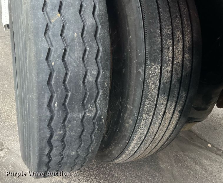 image for item DG5430 2007 Sterling L9500  dump truck