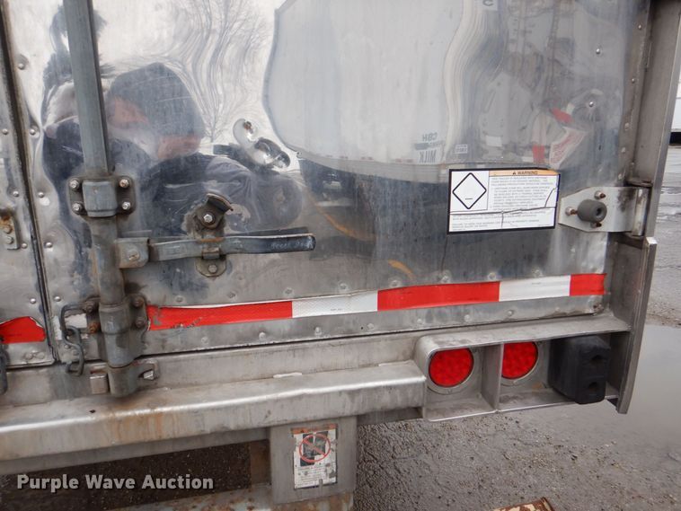 image for item DK2097 2006 Great Dane  refrigerated van trailer