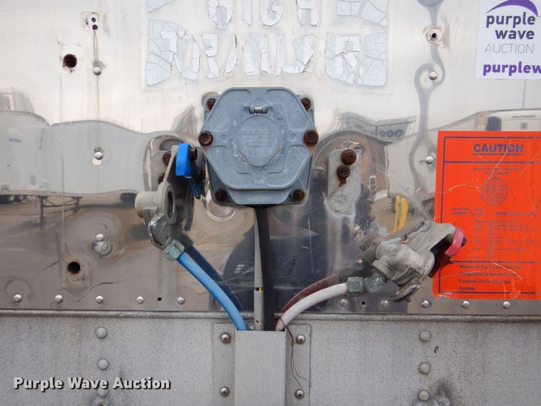 image for item DK2101 1988 Great Dane  refrigerated van trailer