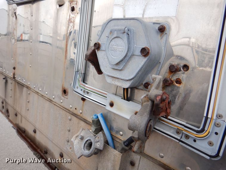 image for item DK2104 1984 Great Dane  refrigerated van trailer