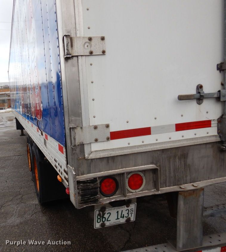 image for item DK2106 2009 Hyundai  refrigerated van trailer