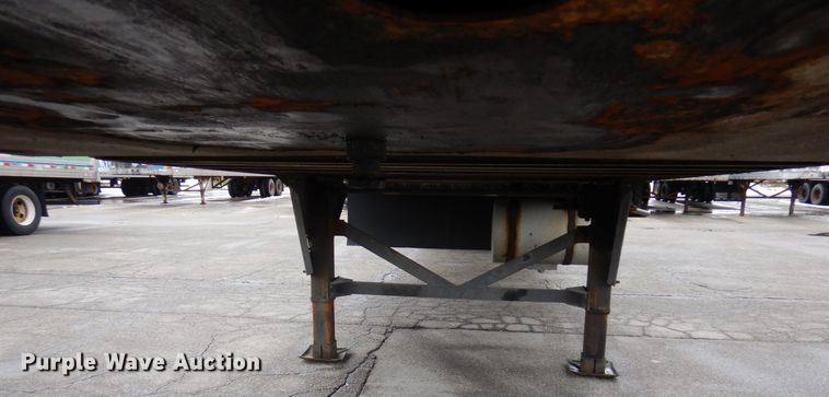 image for item DK2106 2009 Hyundai  refrigerated van trailer