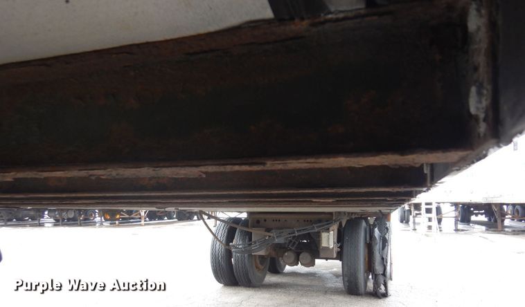 image for item DK2106 2009 Hyundai  refrigerated van trailer