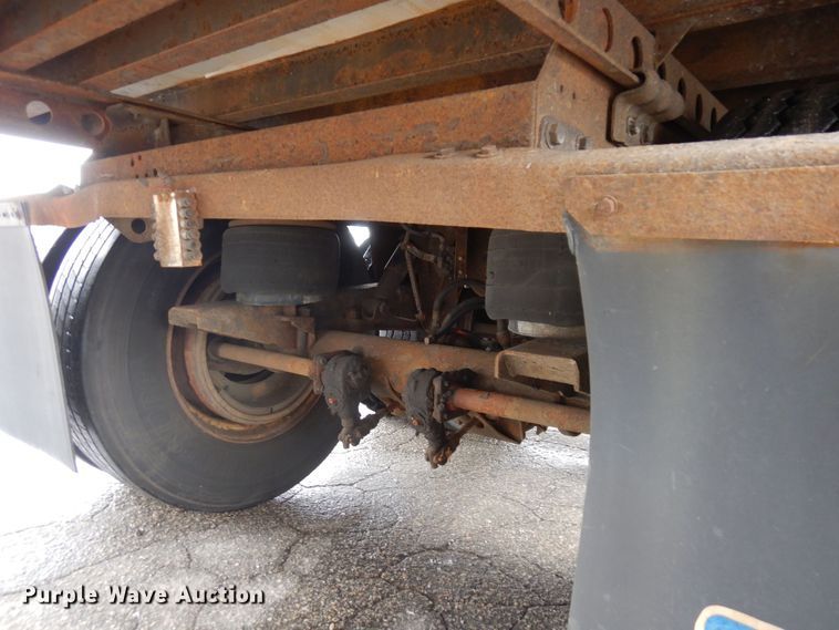 image for item DK2106 2009 Hyundai  refrigerated van trailer