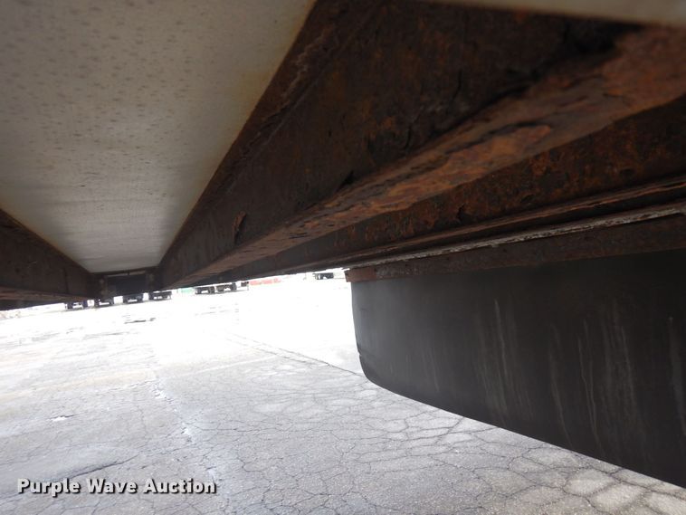 image for item DK2106 2009 Hyundai  refrigerated van trailer