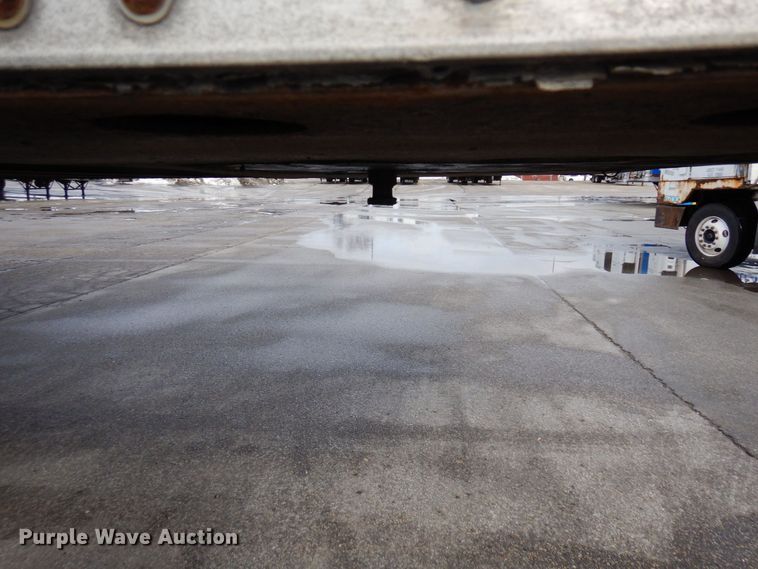 image for item DK2106 2009 Hyundai  refrigerated van trailer