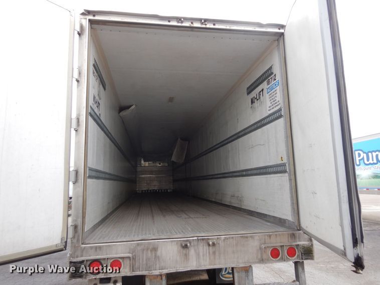 image for item DK2106 2009 Hyundai  refrigerated van trailer
