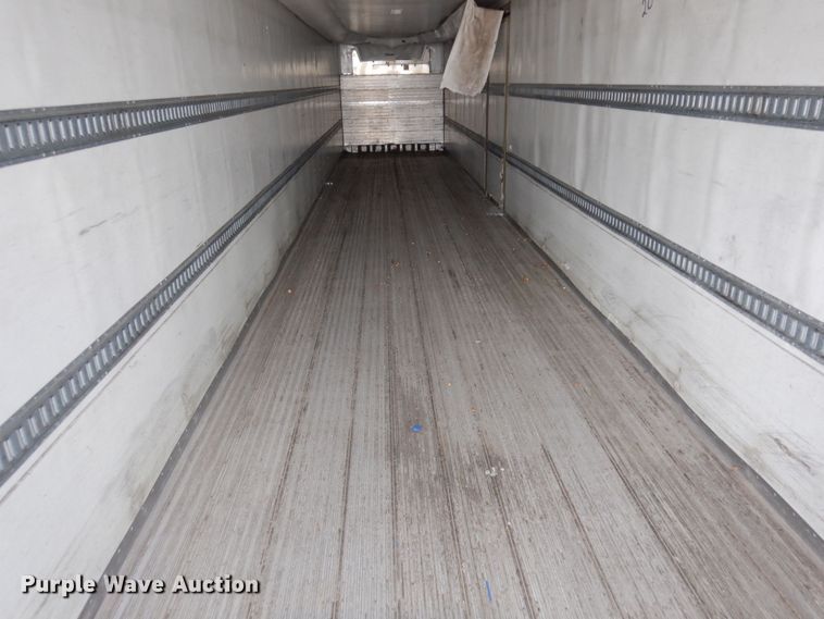 image for item DK2106 2009 Hyundai  refrigerated van trailer