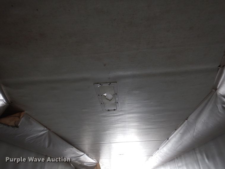 image for item DK2106 2009 Hyundai  refrigerated van trailer