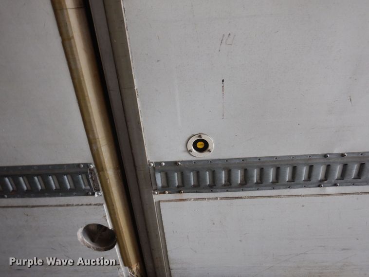 image for item DK2106 2009 Hyundai  refrigerated van trailer