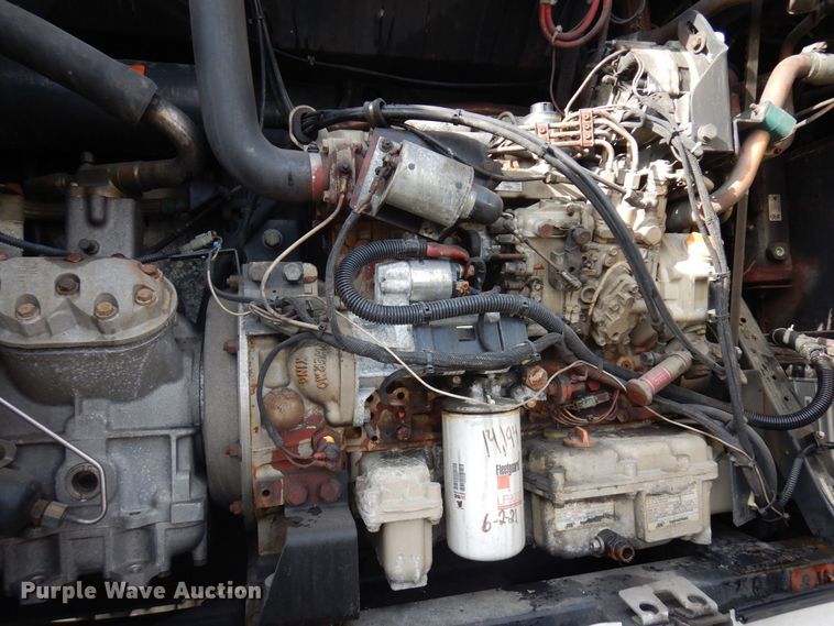 image for item DK2106 2009 Hyundai  refrigerated van trailer