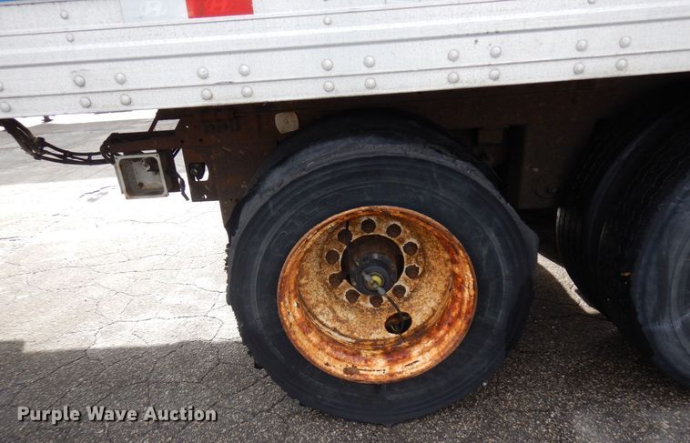 image for item DK2106 2009 Hyundai  refrigerated van trailer