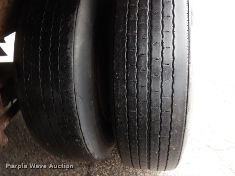 image for item DK2108 1991 Wabash P-102 CW  dry van trailer