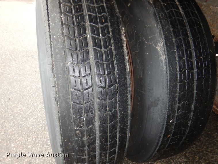 image for item DK2108 1991 Wabash P-102 CW  dry van trailer