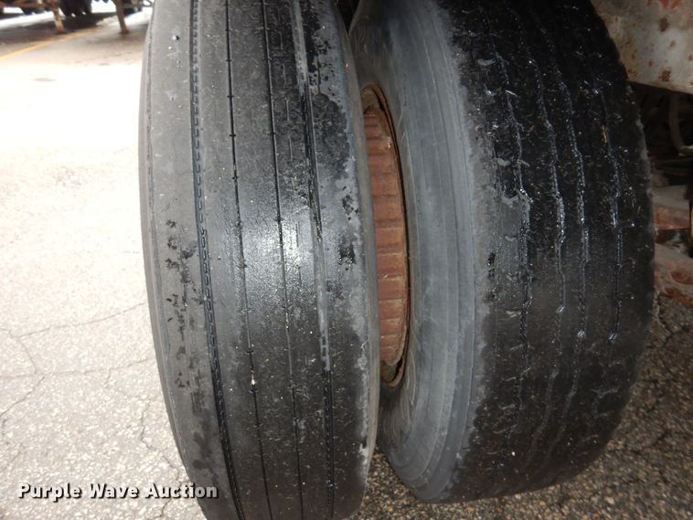 image for item DK2108 1991 Wabash P-102 CW  dry van trailer