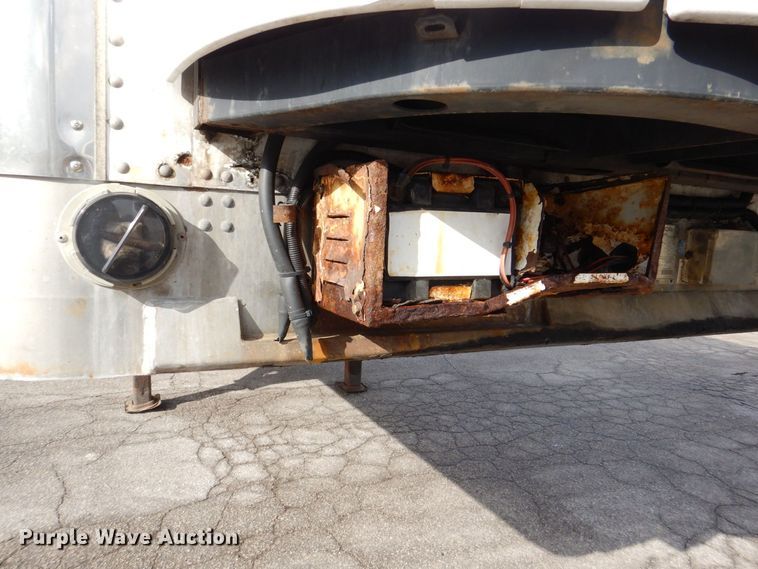 image for item DK2109 2010 Hyundai VR1450022-AS  refrigerated van trailer