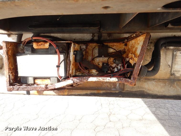 image for item DK2109 2010 Hyundai VR1450022-AS  refrigerated van trailer