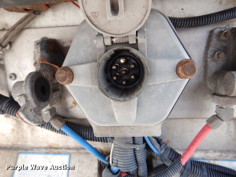 image for item DK2109 2010 Hyundai VR1450022-AS  refrigerated van trailer