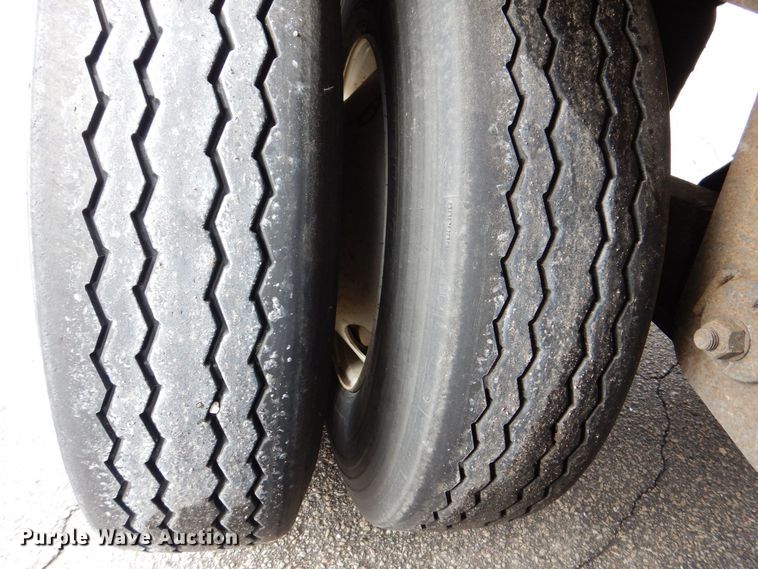 image for item DK2109 2010 Hyundai VR1450022-AS  refrigerated van trailer