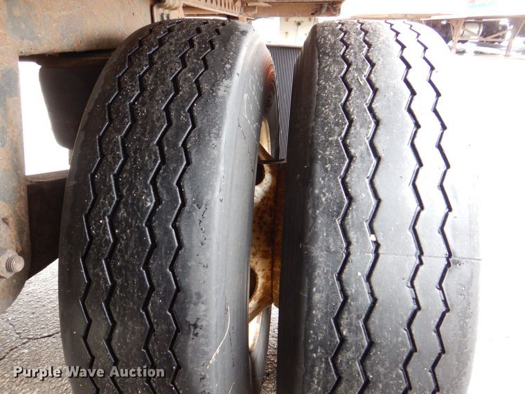 image for item DK2109 2010 Hyundai VR1450022-AS  refrigerated van trailer