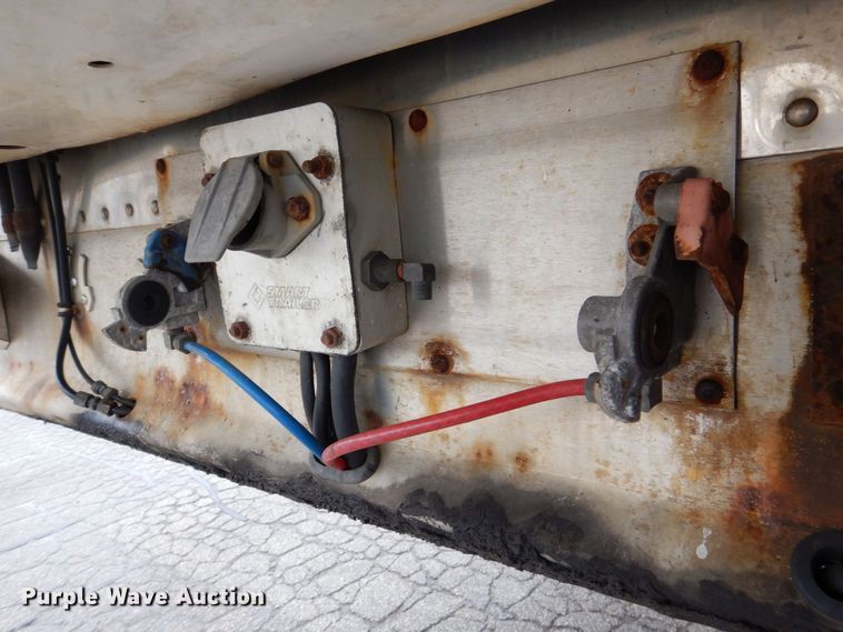 image for item DK2111 2005 Wabash RFCVHSA  refrigerated van trailer