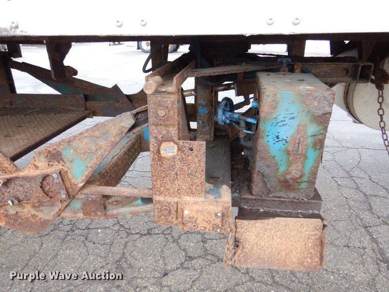 image for item DK2111 2005 Wabash RFCVHSA  refrigerated van trailer