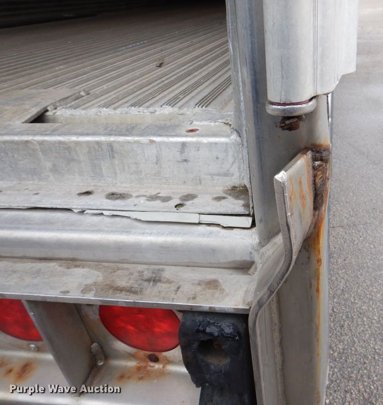 image for item DK2111 2005 Wabash RFCVHSA  refrigerated van trailer