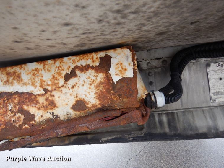 image for item DK2115 2010 Hyundai VR1450022-AS  refrigerated van trailer