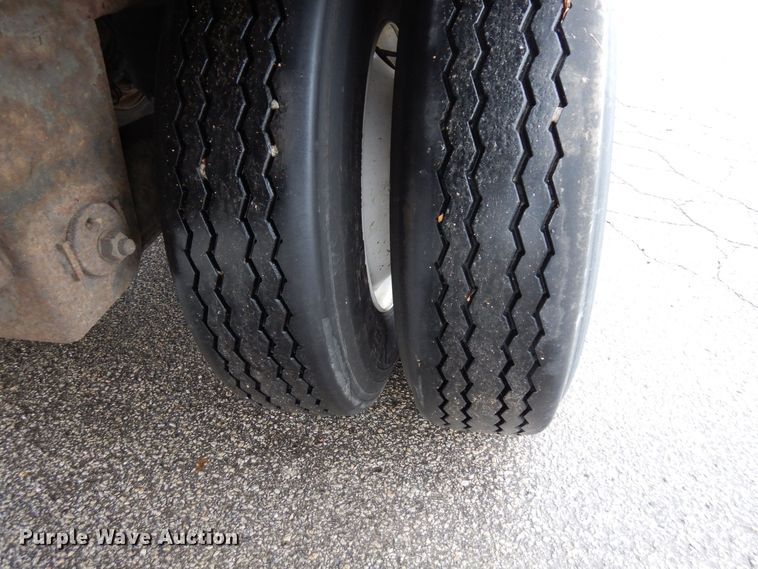 image for item DK2115 2010 Hyundai VR1450022-AS  refrigerated van trailer