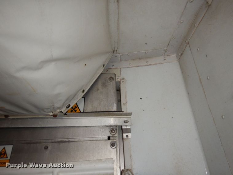 image for item DK2116 2006 Wabash  refrigerated van trailer