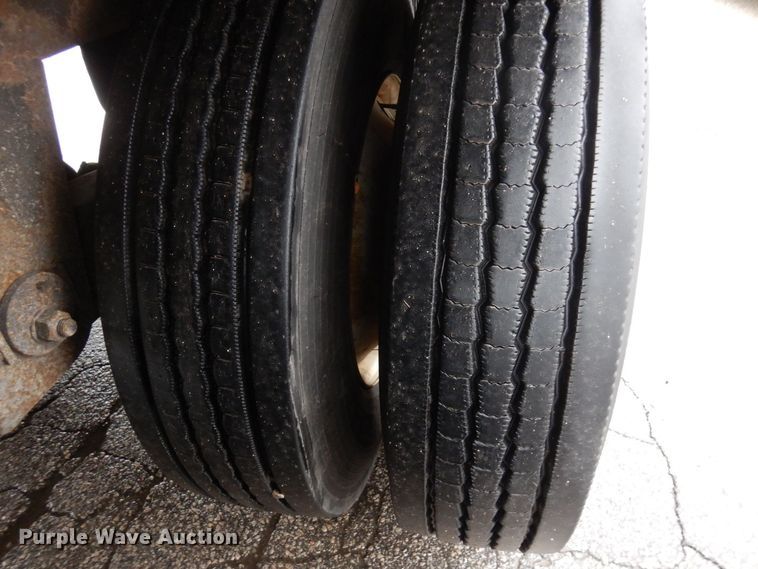 image for item DK2116 2006 Wabash  refrigerated van trailer