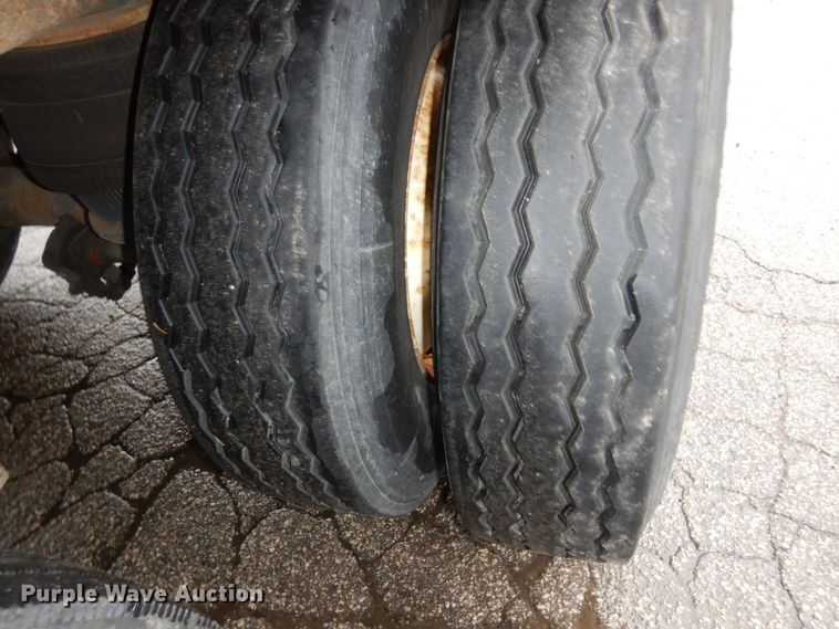 image for item DK2116 2006 Wabash  refrigerated van trailer